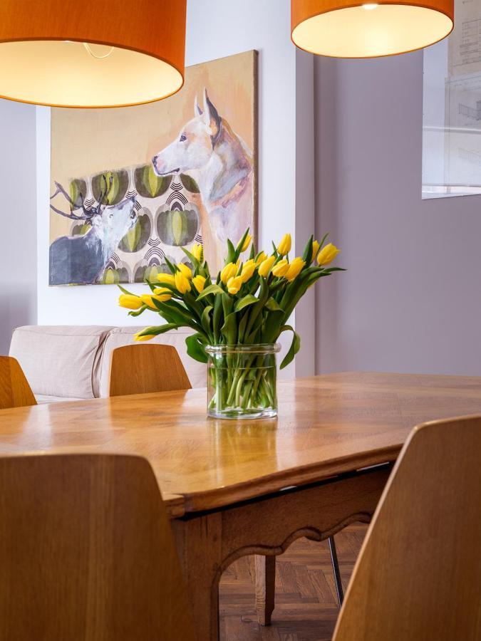 Tyzenhauz Apartments Krowoderska Street كراكوفيا المظهر الخارجي الصورة