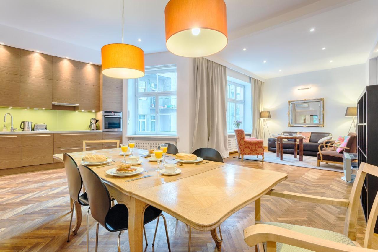 Tyzenhauz Apartments Krowoderska Street كراكوفيا المظهر الخارجي الصورة