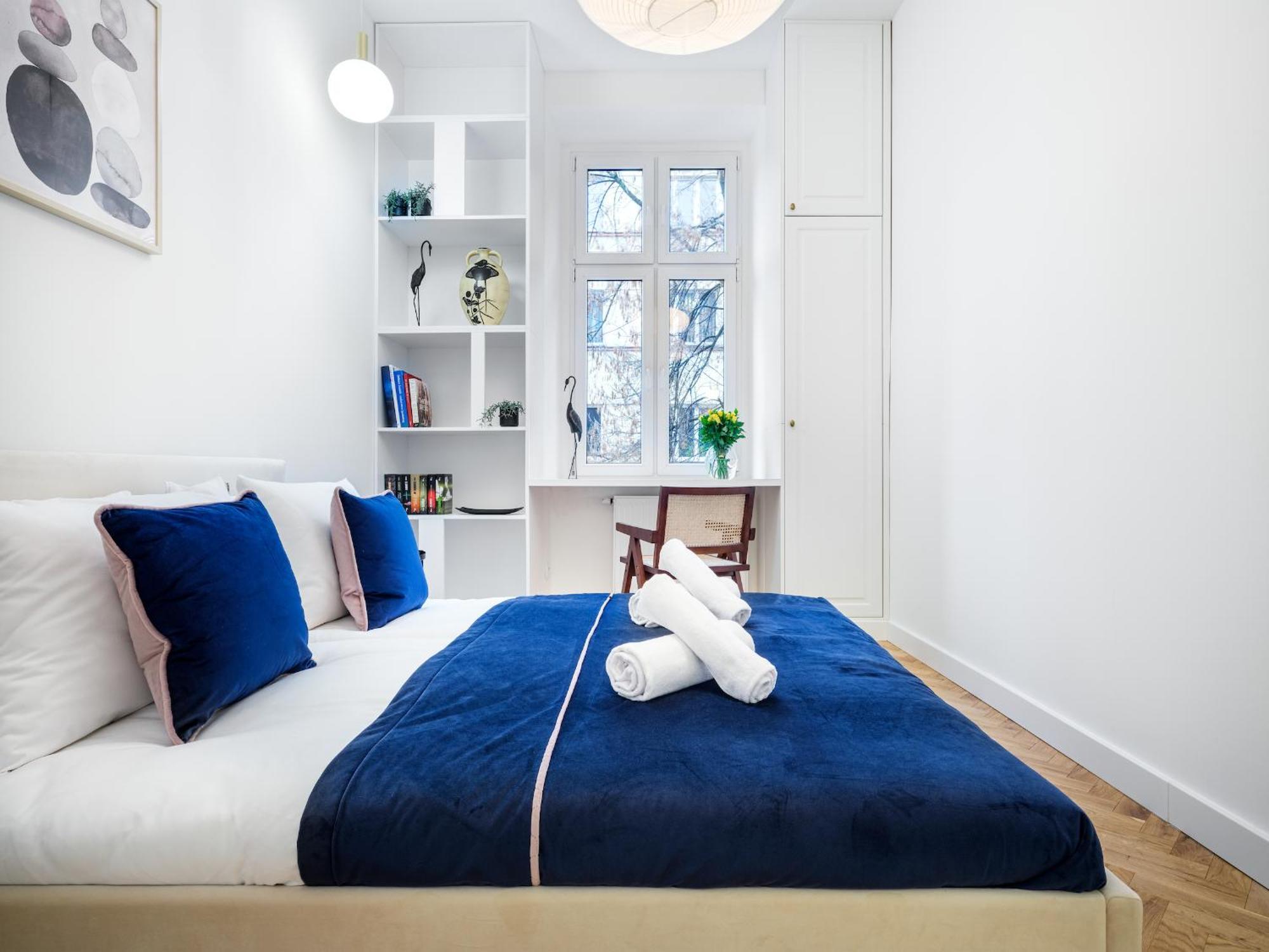 Tyzenhauz Apartments Krowoderska Street كراكوفيا المظهر الخارجي الصورة