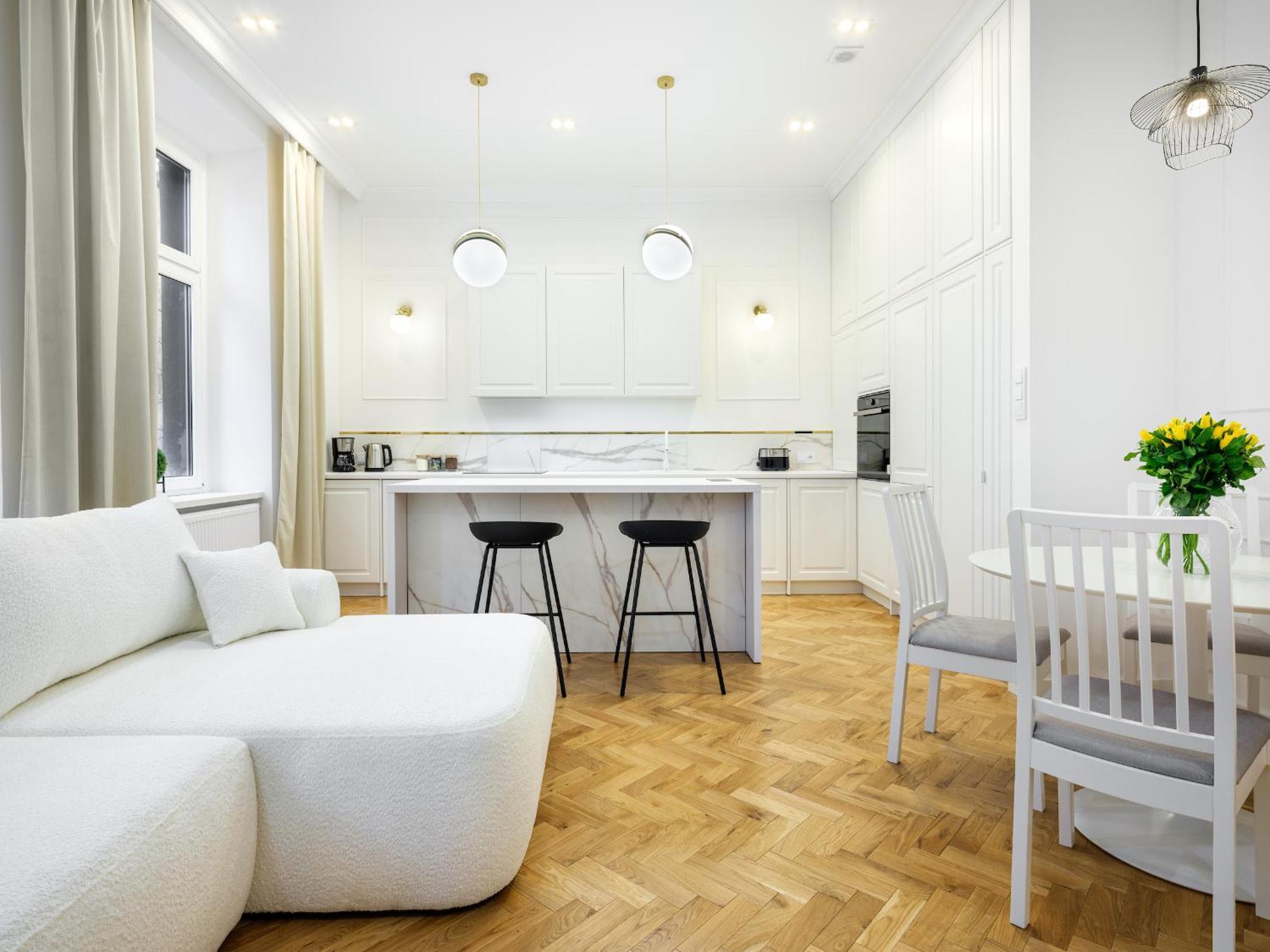 Tyzenhauz Apartments Krowoderska Street كراكوفيا المظهر الخارجي الصورة