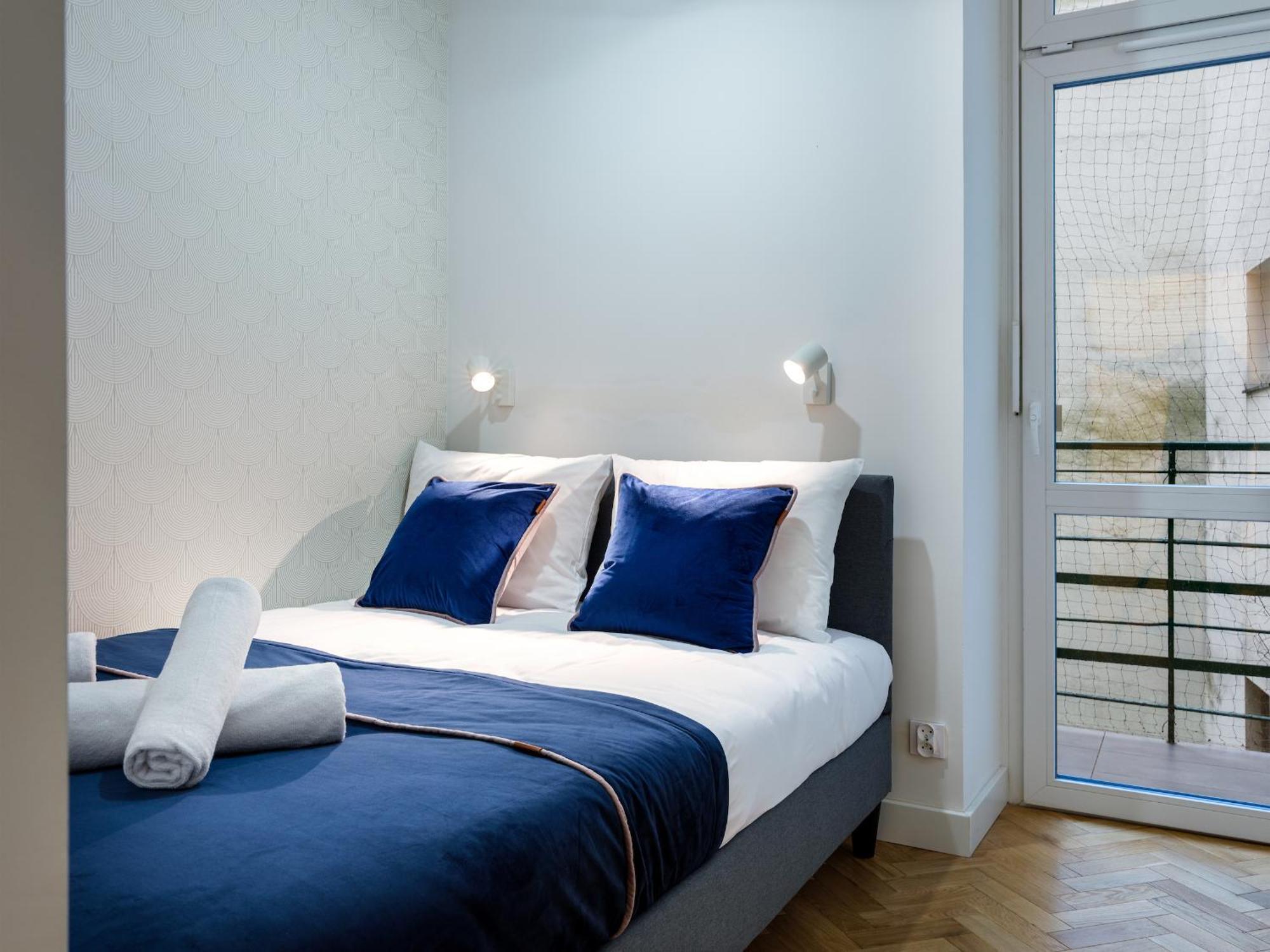 Tyzenhauz Apartments Krowoderska Street كراكوفيا المظهر الخارجي الصورة