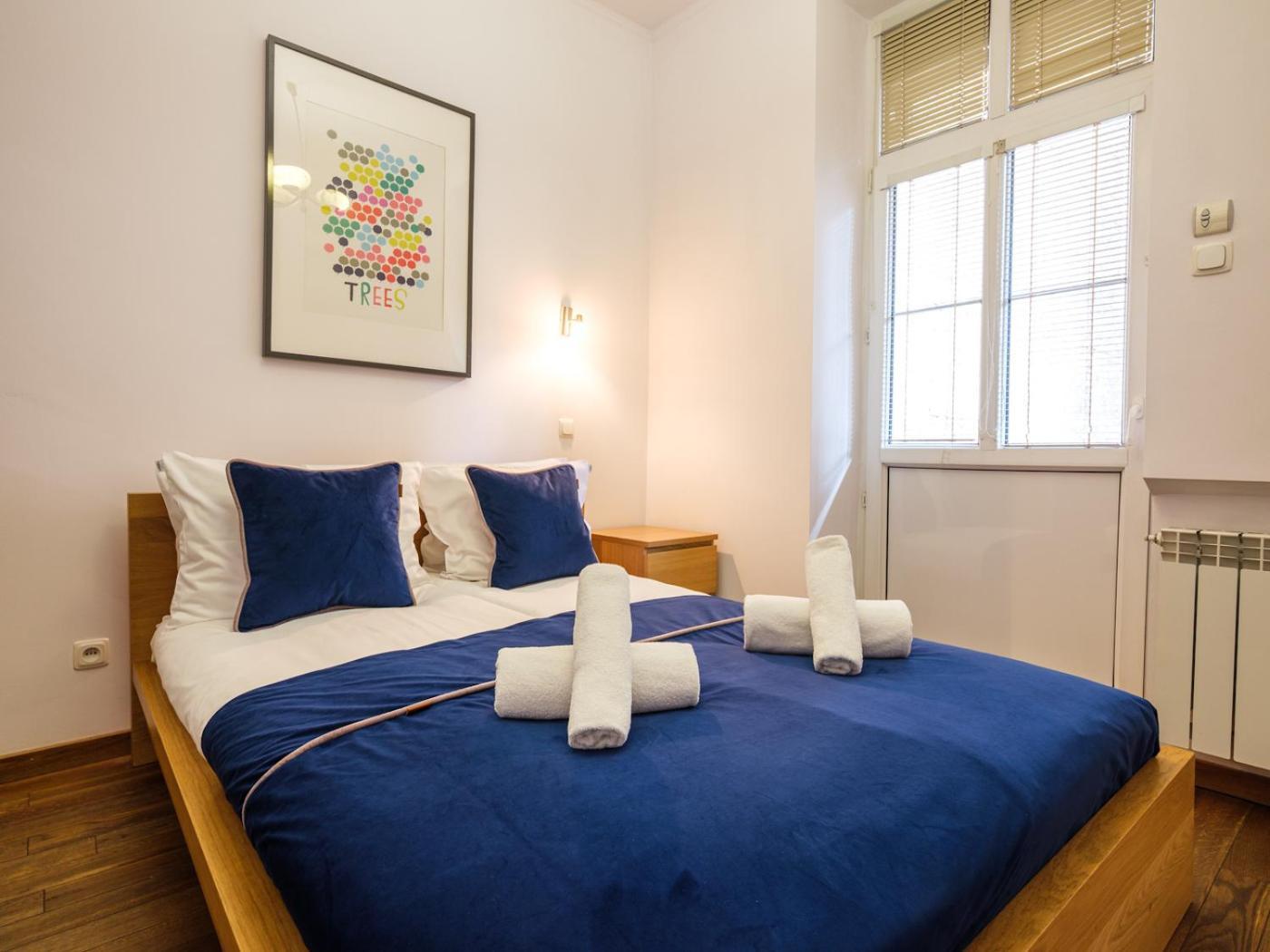 Tyzenhauz Apartments Krowoderska Street كراكوفيا المظهر الخارجي الصورة